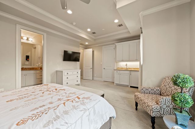 908 Lake Carillon Lane, Southlake, TX 76092
