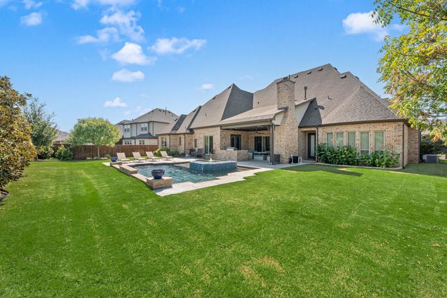 908 Lake Carillon Lane, Southlake, TX 76092