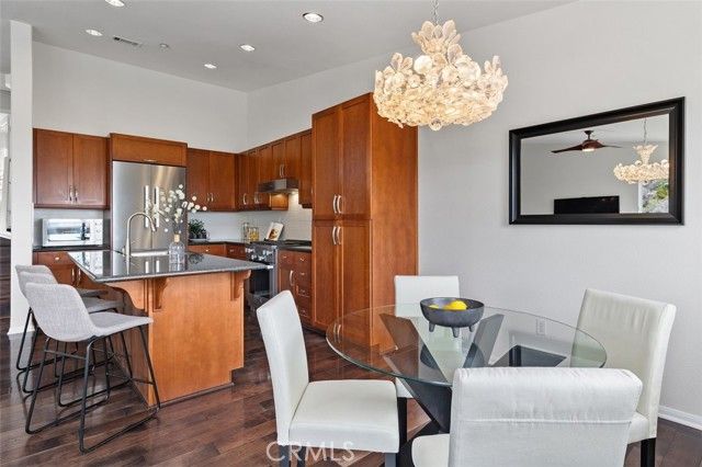 3184 Harbor Ridge Lane, San Diego, CA 92103