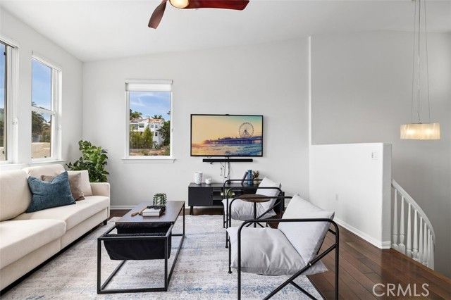 3184 Harbor Ridge Lane, San Diego, CA 92103
