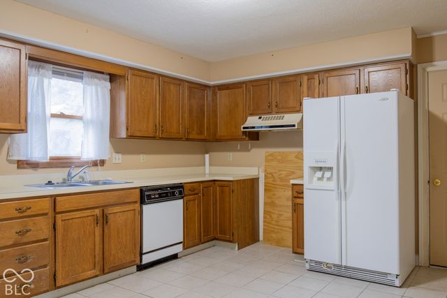 307 E North Street, Westfield, IN 46074