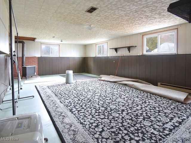 2430 River Road, Willoughby Hills, OH 44094