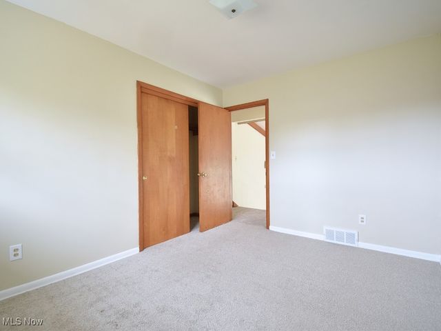 2430 River Road, Willoughby Hills, OH 44094