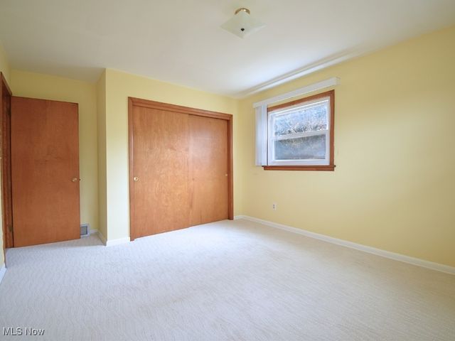 2430 River Road, Willoughby Hills, OH 44094