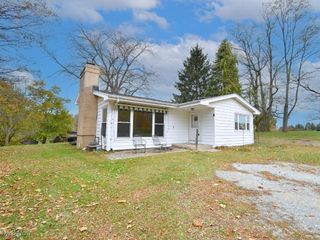 2430 River Road, Willoughby Hills, OH 44094
