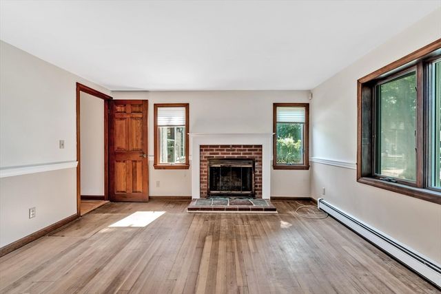 18 Clearview Avenue, Falmouth, MA 02540