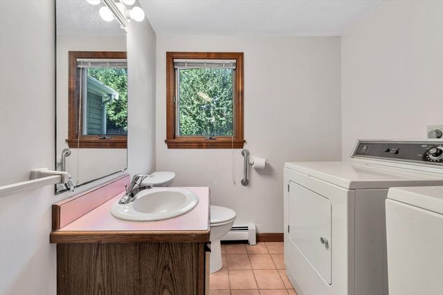 18 Clearview Avenue, Falmouth, MA 02540