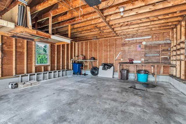 18 Clearview Avenue, Falmouth, MA 02540