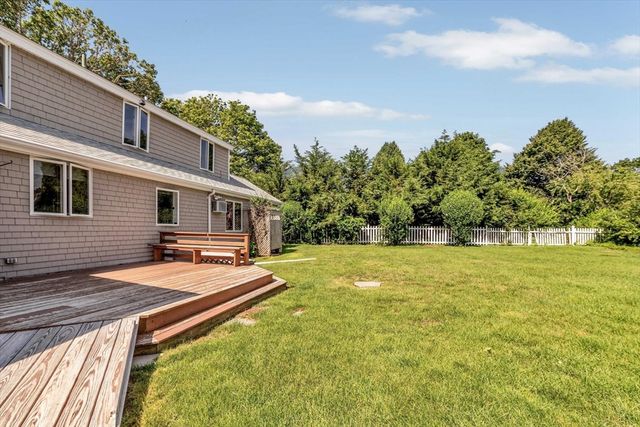 18 Clearview Avenue, Falmouth, MA 02540