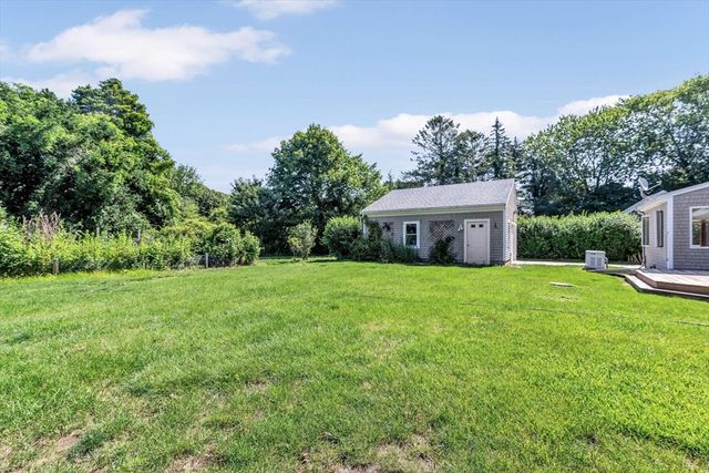 18 Clearview Avenue, Falmouth, MA 02540