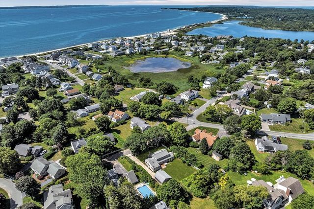 18 Clearview Avenue, Falmouth, MA 02540
