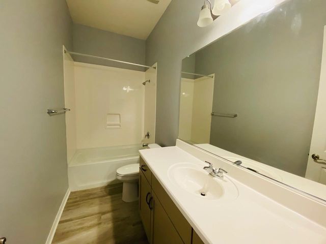2828 W Patagonia Court, San Tan Valley, AZ 85144
