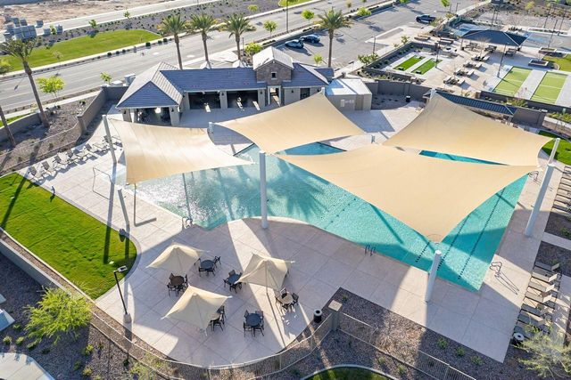 2828 W Patagonia Court, San Tan Valley, AZ 85144