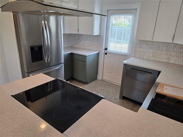 430 80TH WAY, St Pete Beach, FL 33706