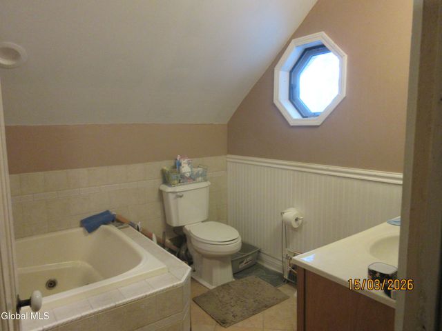 19 Leonard Street, Glens Falls, NY 12801