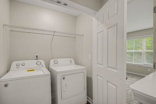 906 E Happy Hollow Dr, Clarksville, TN 37040
