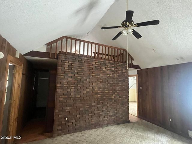 20 Hampton Heights Way, Hampton, NY 12887