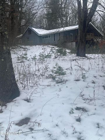 20 Hampton Heights Way, Hampton, NY 12887