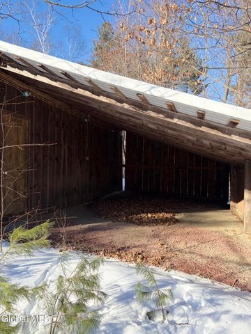 20 Hampton Heights Way, Hampton, NY 12887