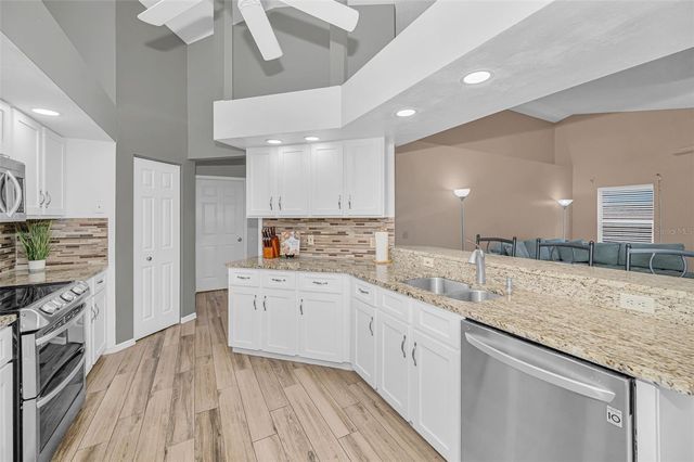 3097 ROBINWOOD LANE, Palm Harbor, FL 34684