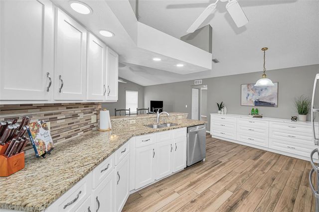 3097 ROBINWOOD LANE, Palm Harbor, FL 34684