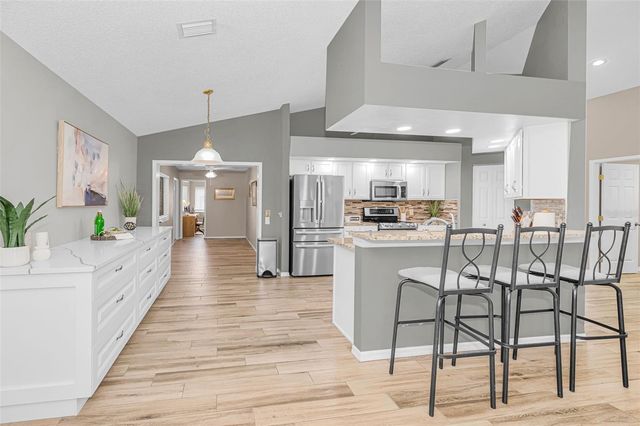 3097 ROBINWOOD LANE, Palm Harbor, FL 34684