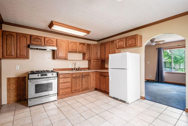 2750 Gibson Drive, Columbus, OH 43207