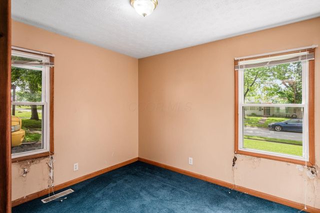 2750 Gibson Drive, Columbus, OH 43207