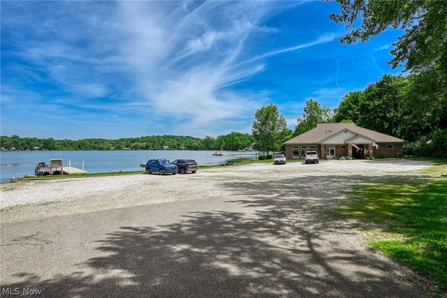 7471 Skyview Drive, Kent, OH 44240