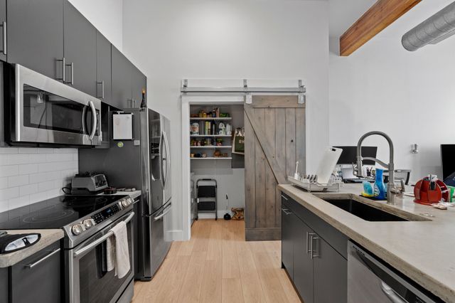 2502 Live Oak Street 230, Dallas, TX 75204