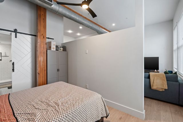 2502 Live Oak Street 230, Dallas, TX 75204