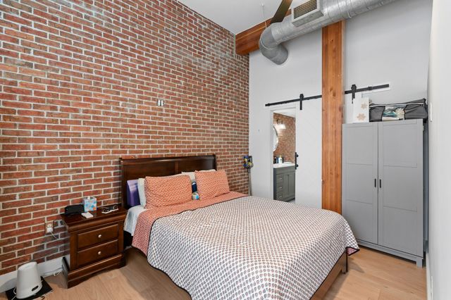 2502 Live Oak Street 230, Dallas, TX 75204