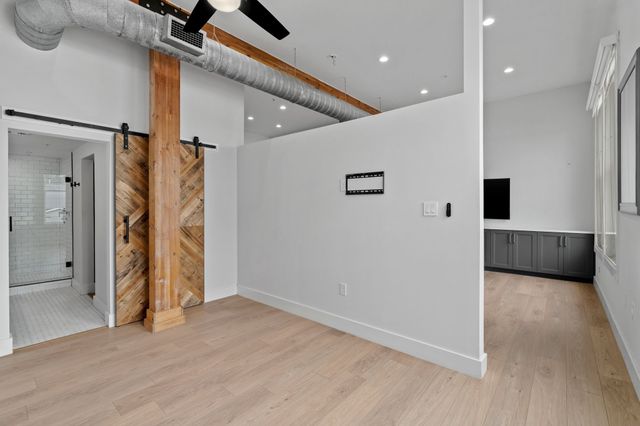 2502 Live Oak Street 230, Dallas, TX 75204