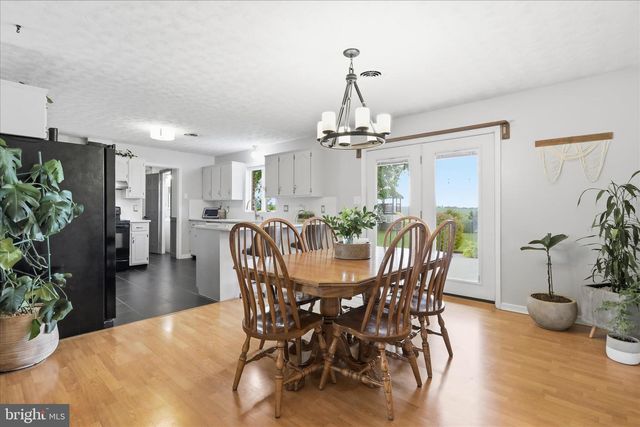 482 STARR AVENUE, Chambersburg, PA 17202