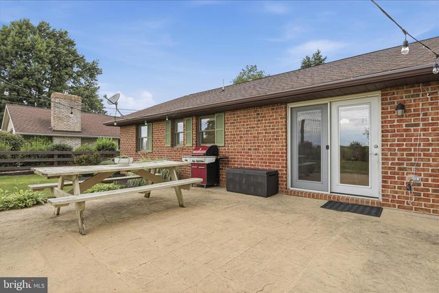 482 STARR AVENUE, Chambersburg, PA 17202
