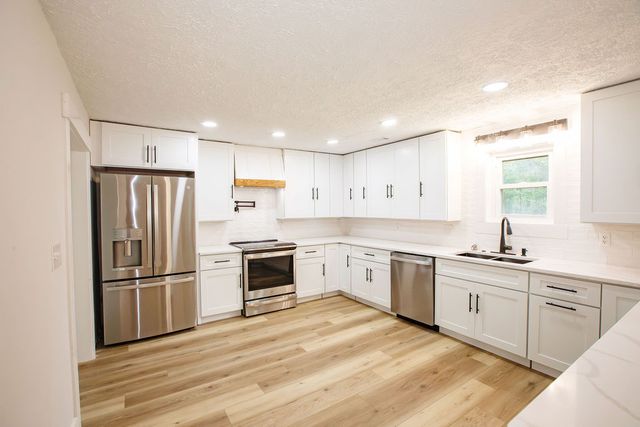 3588 Wilmington Dayton Road, Bellbrook, OH 45305