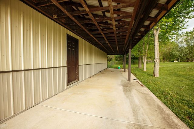3588 Wilmington Dayton Road, Bellbrook, OH 45305