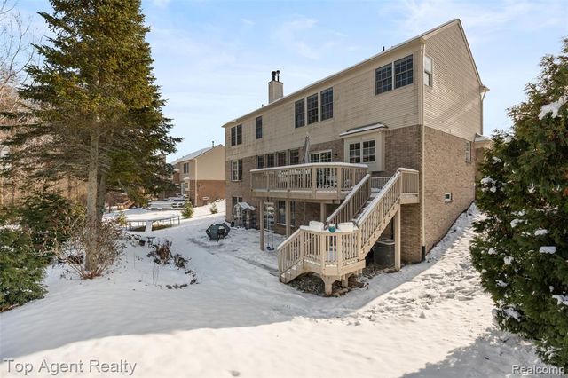 668 Berridge Circle, Lake Orion, MI 48360