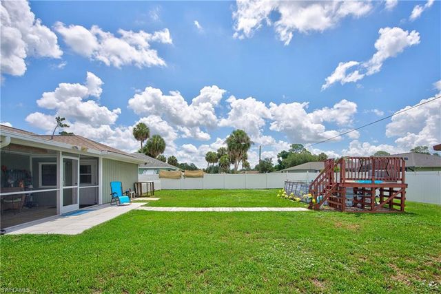 1253 Fleetwood DR NW, Port Charlotte, FL 33948