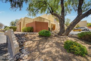603 S Liana Court, Tucson, AZ 85710
