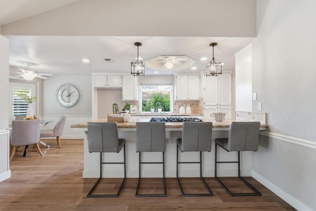 1304 Ridgecrest Way, Roseville, CA 95661