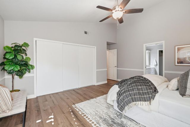 1304 Ridgecrest Way, Roseville, CA 95661