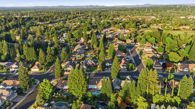 1304 Ridgecrest Way, Roseville, CA 95661