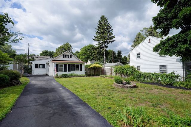 197 Brayton Road, Greece, NY 14616