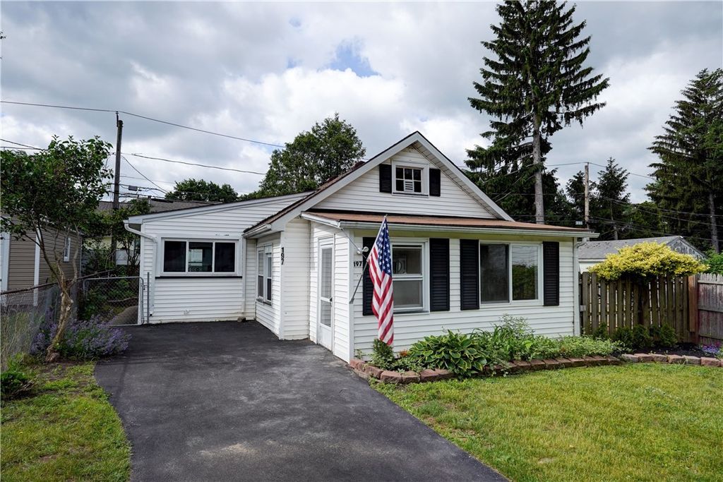 197 Brayton Road, Greece, NY 14616