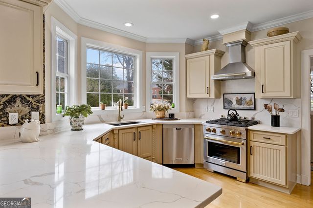 14 Nicklaus Drive NW, Rome, GA 30165