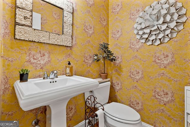 14 Nicklaus Drive NW, Rome, GA 30165