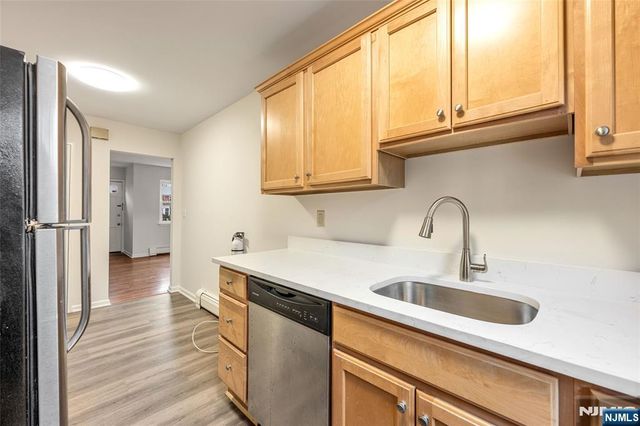 121 Regency Park, Ramsey, NJ 07446