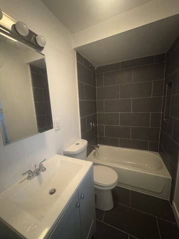 2646 W Cullerton Street 1, Chicago, IL 60608