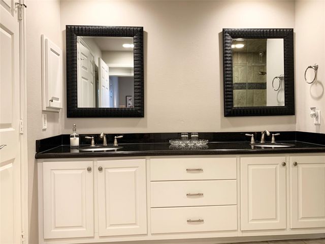 2400 Mccue Road 347, Houston, TX 77056